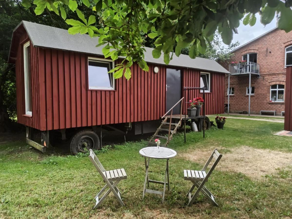 Campsite Schaeferwagen Auf Dem Biogut-saalkow